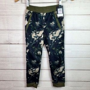 Under Armour Boys Camo Jogger Sweatpants Zip Pockets Youth Size 6 NWT